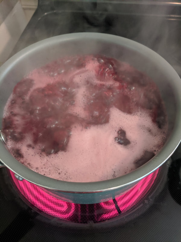 Beet mixture boiling
